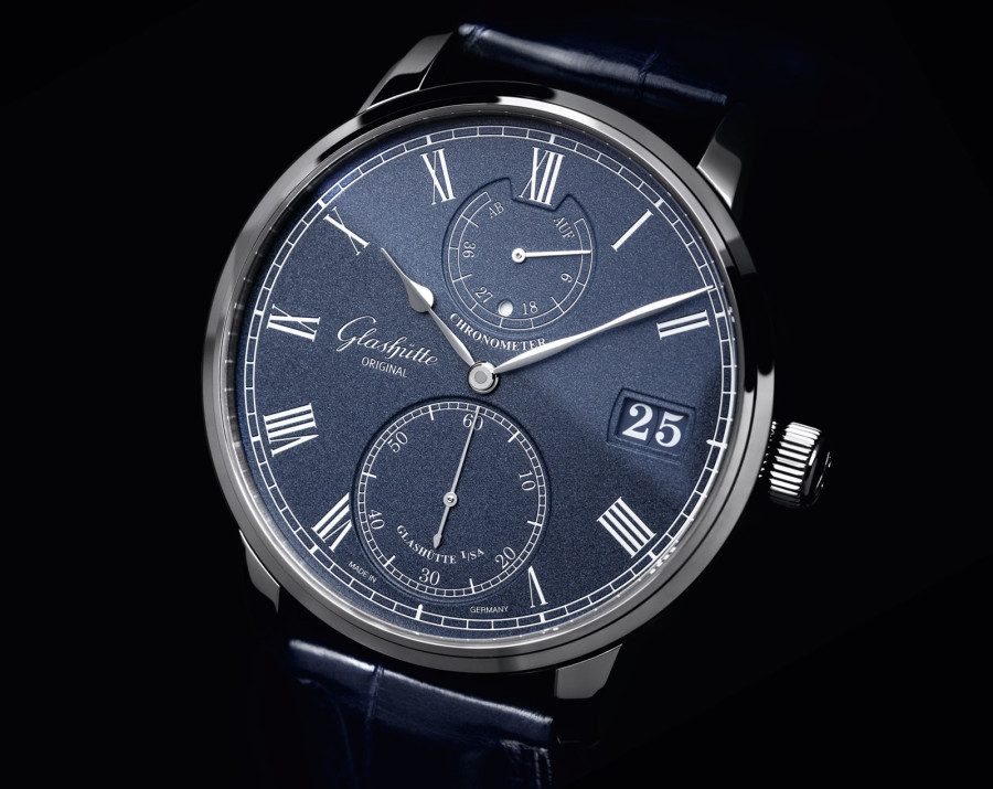 Glashutte Original Senator Chronometer - dark blue dial detail - Perpetuelle