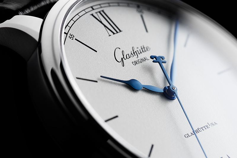 Glashutte Original Senator Excellence with Caliber 36 - silver grained dial detail - Perpetuelle