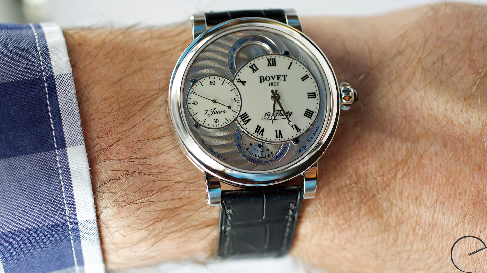 Bovet 19 Thirty with Dimier case - ESCAPEMENT magazine by Angus Davies