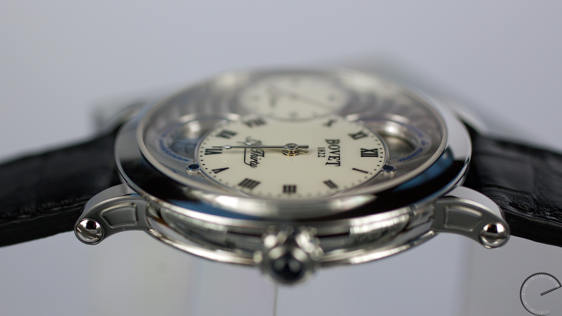 Bovet 19 Thirty with Dimier case - ESCAPEMENT magazine by Angus Davies