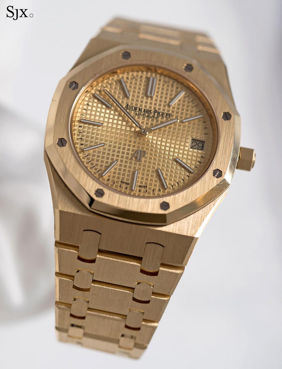 AP-Royal-Oak-Extra-Thin-yellow-gold-3