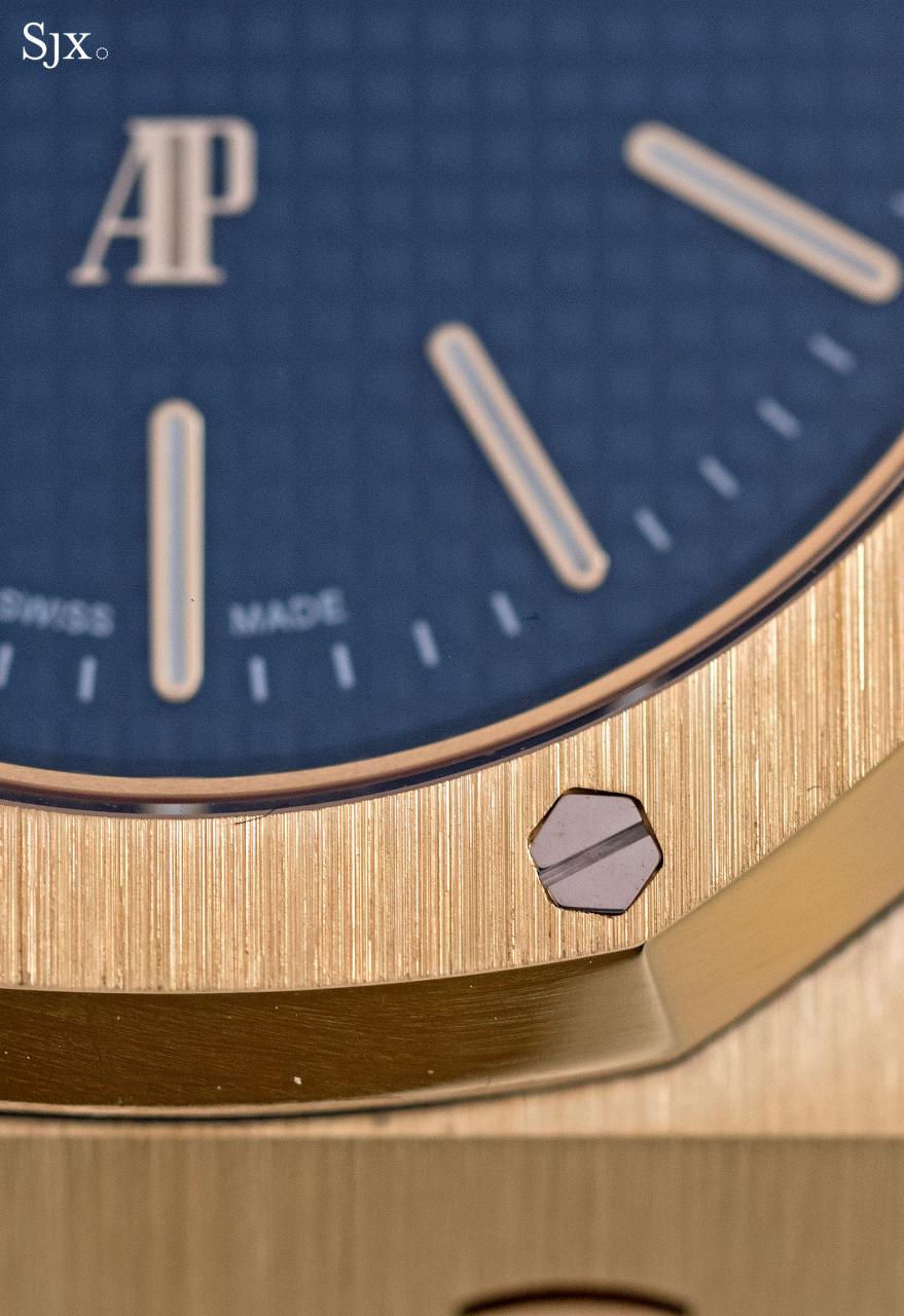 AP Royal Oak Extra Thin yellow gold blue 6